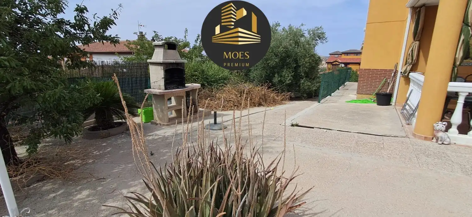 Casa con terraza en venta en La Guardia de Jaén, imagen 5