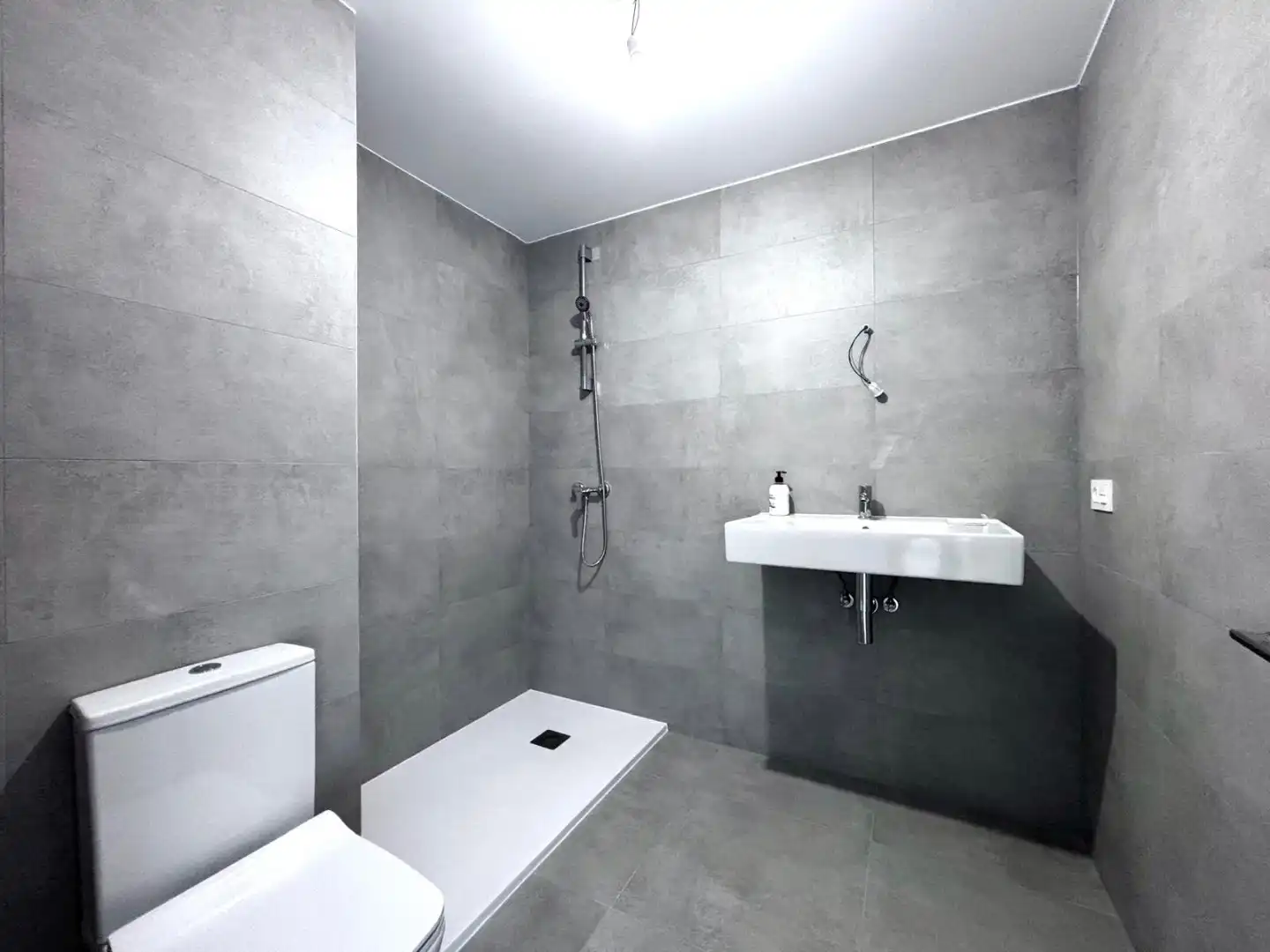 Apartamento con ascensor en alquiler en Calle la Tala, imagen 24