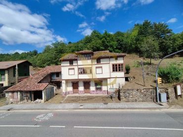 Casa con giardino in vendita a Rioseco