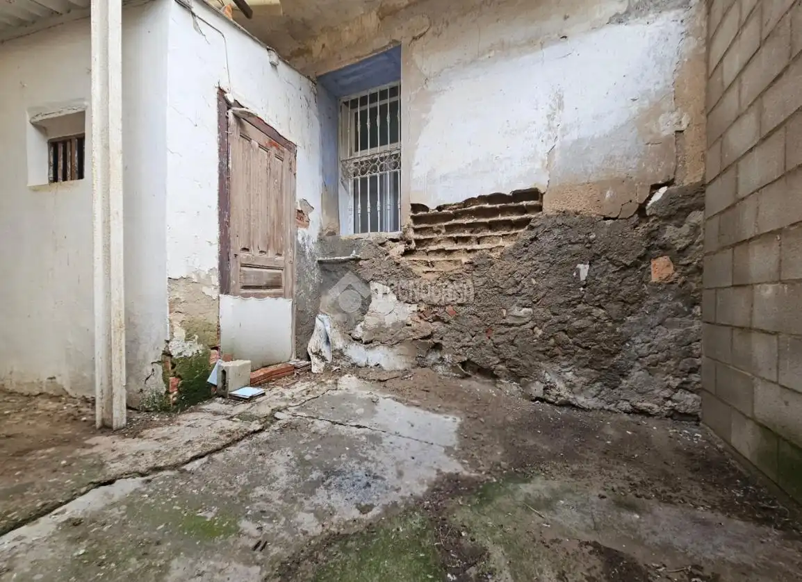 Buildings for sale in Remolinos