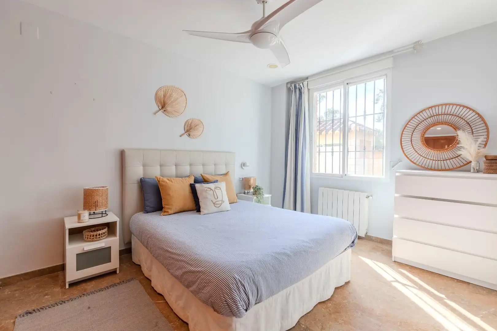 Habitación de Casa o chalet en venta en L'Eliana con Calefacción y Terraza