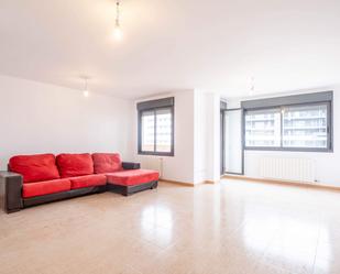 Sala d'estar de Apartament de lloguer en  Zaragoza Capital amb Terrassa i Balcó