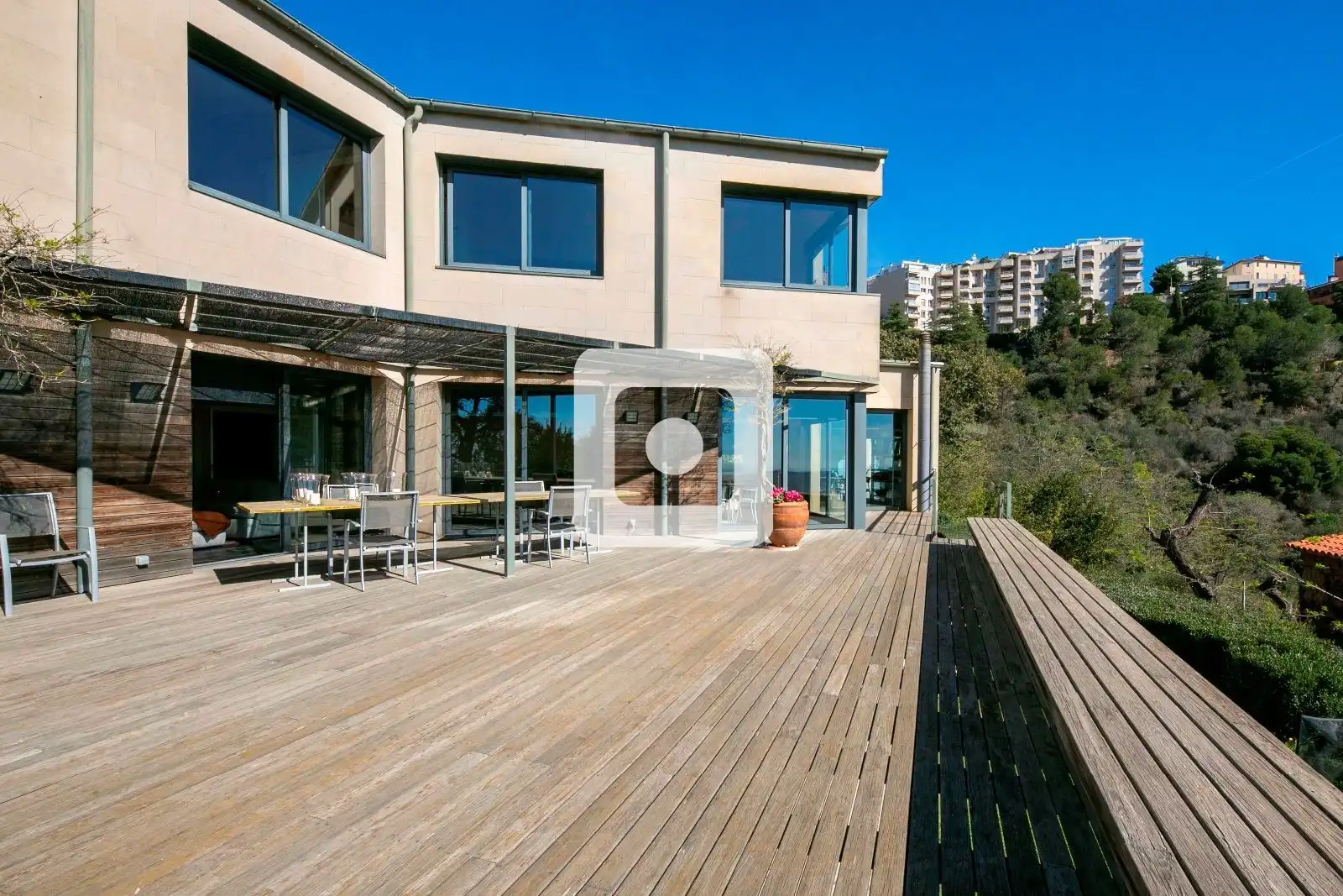 Terrassa de Casa o xalet en venda en Barcelona amb Aire condicionat, Calefacció i Terrassa