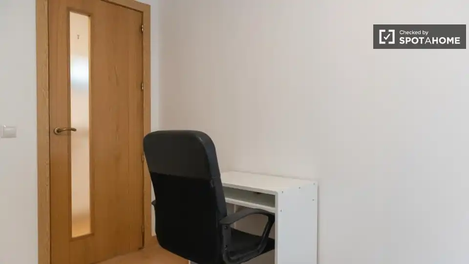 Habitación de Piso para compartir en Madrid con Aire acondicionado, Calefacción y Terraza