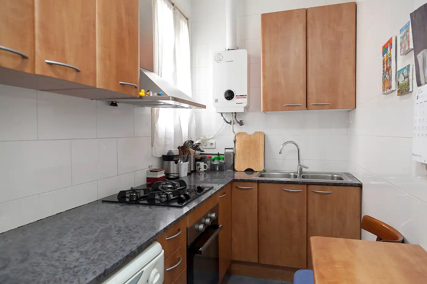 Cocina de Piso en venta en Barcelona con Balcón