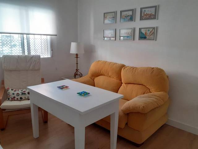 Piso en Alquiler en Triana Oeste