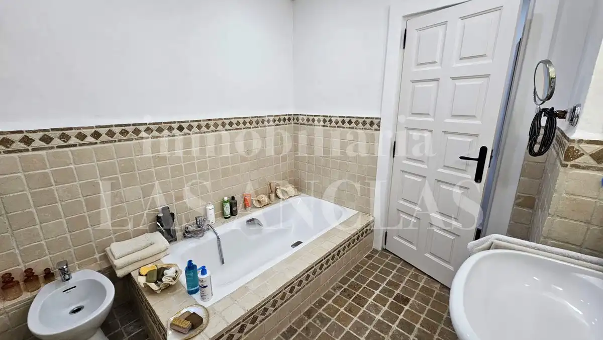 Casa aparellada amb piscina en venda a Santa Eulària, imagen 14