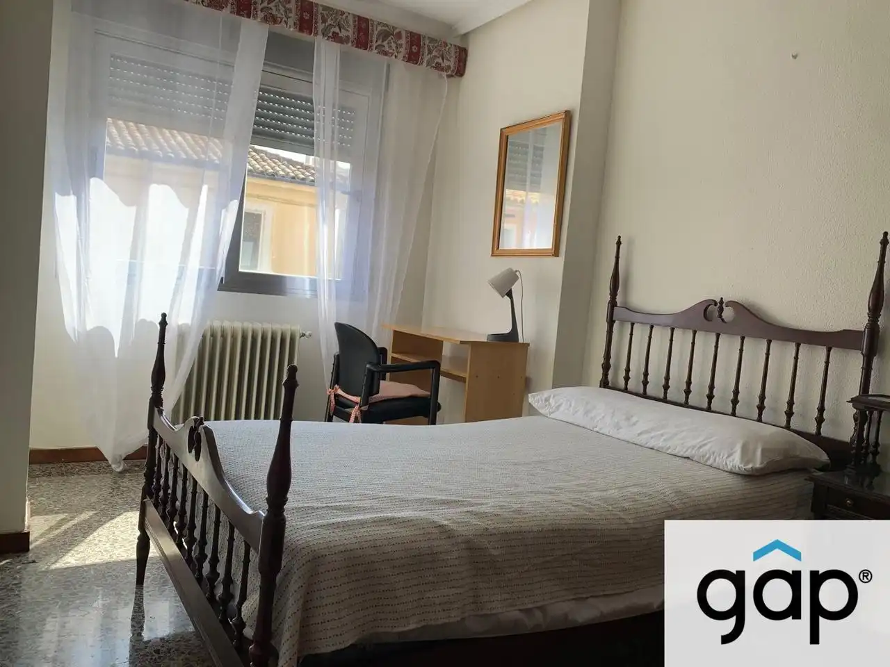 Bedroom of Flat for rent in Cuenca  with Heating, Terrace and Furnished