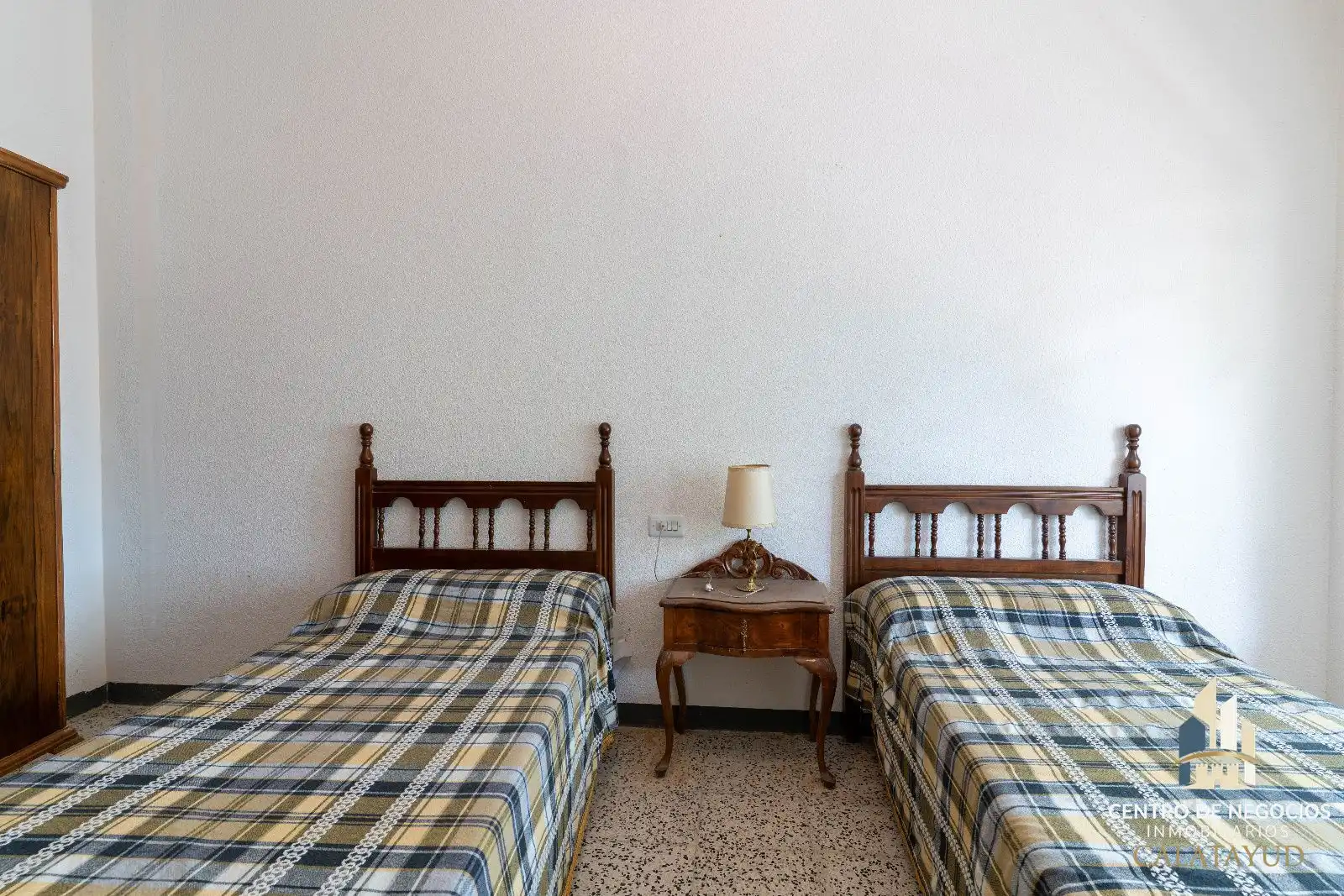 Dormitori de Casa o xalet en venda en Calatayud amb Calefacció i Piscina