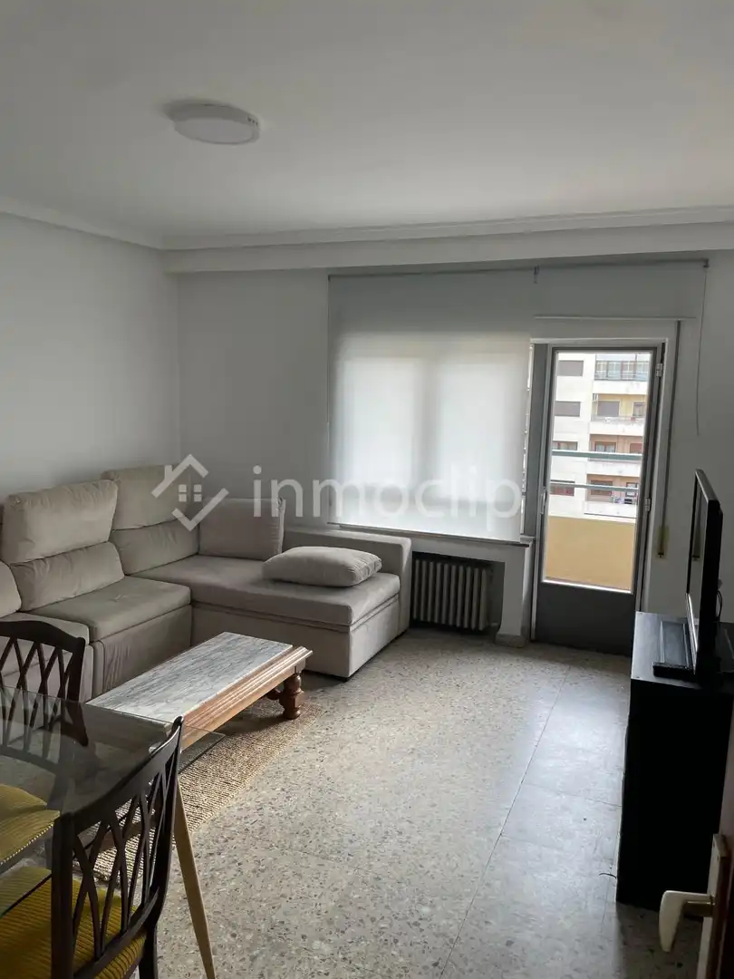 Living room of Flat for rent in Salamanca  with Heating and Furnished