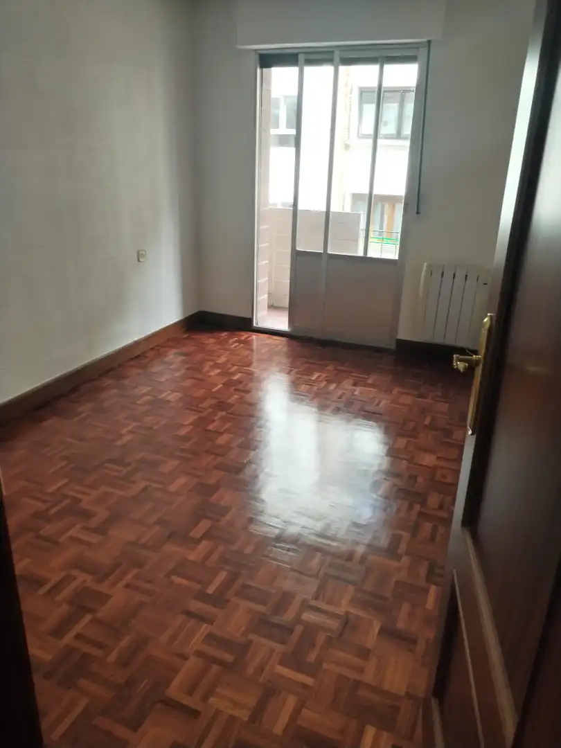 Habitación de Piso en venta en Portugalete con Calefacción, Horno y Lavadora