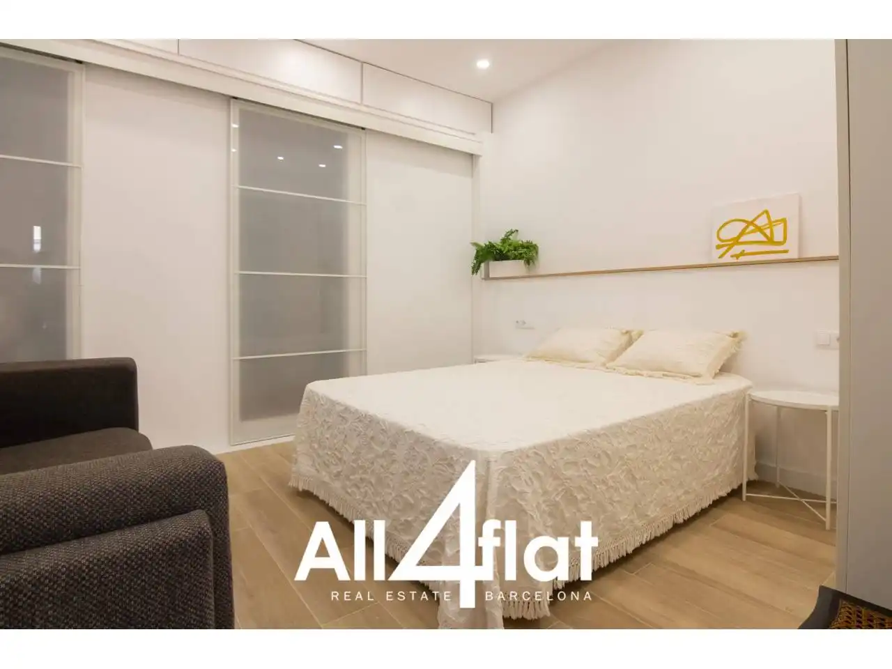 Schlafzimmer von Wohnung zur Miete in Barcelona mit Klimaanlage, Parkett und Möbliert