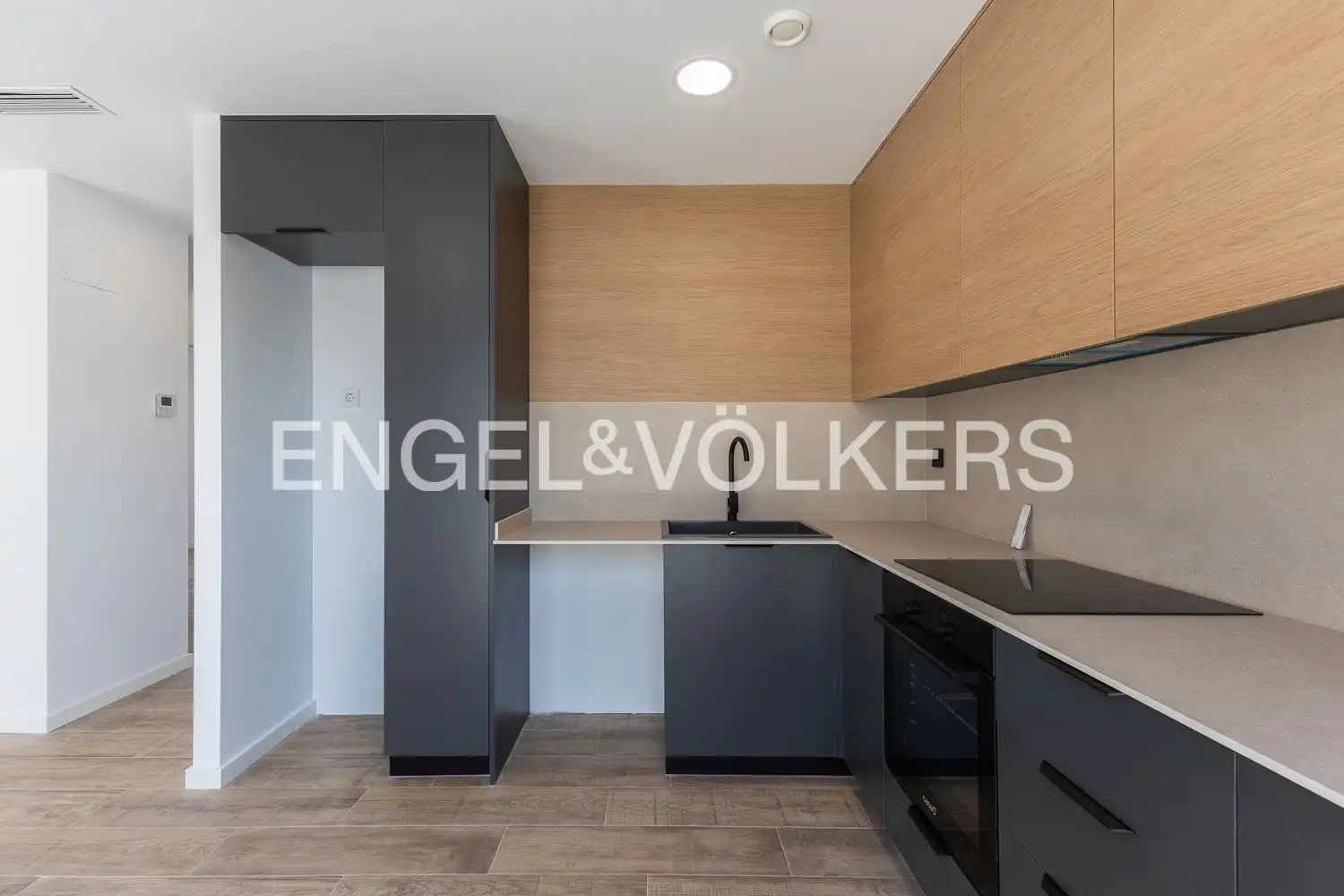 Kitchen of Houses for rent in Serra  with Air Conditioner, Heating and Terrace
