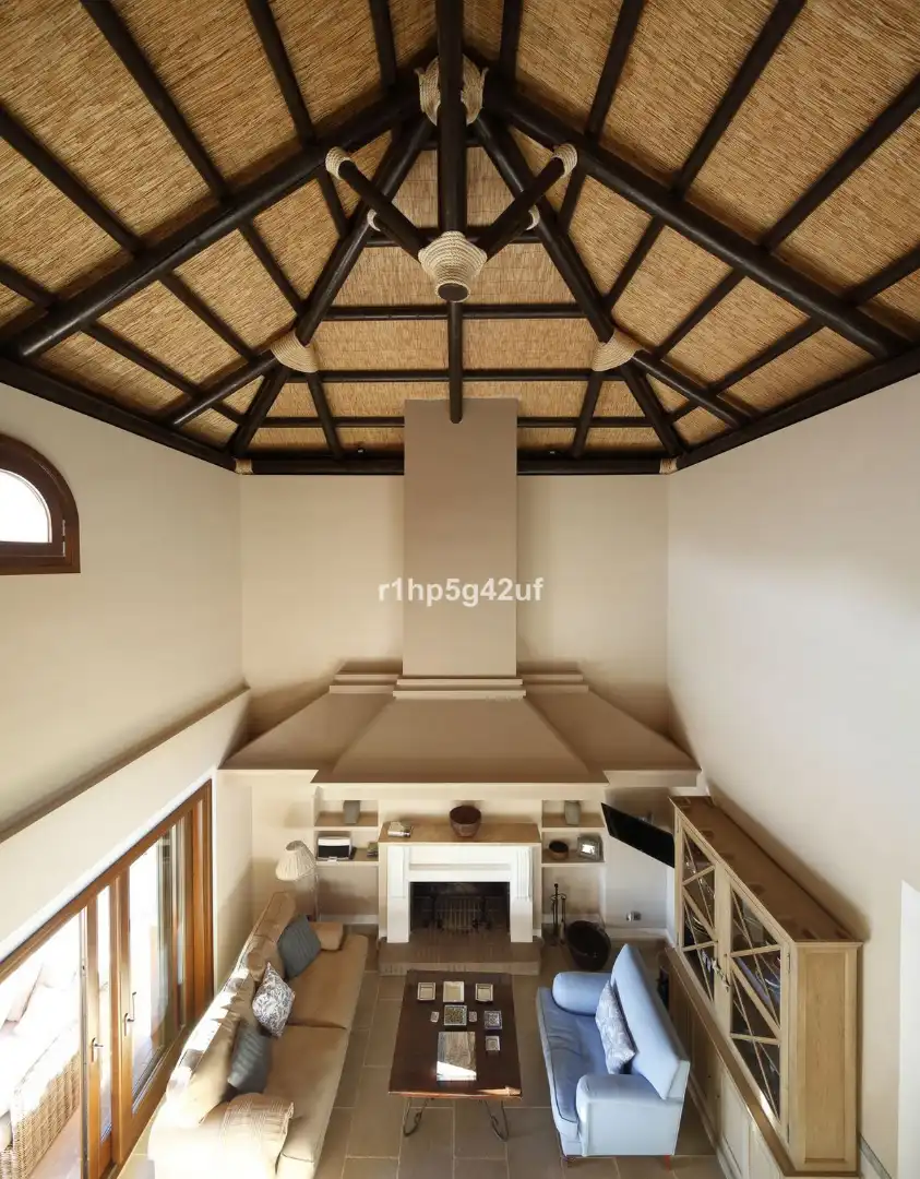 Chalet con piscina en venta en Benahavís pueblo, imagen 3