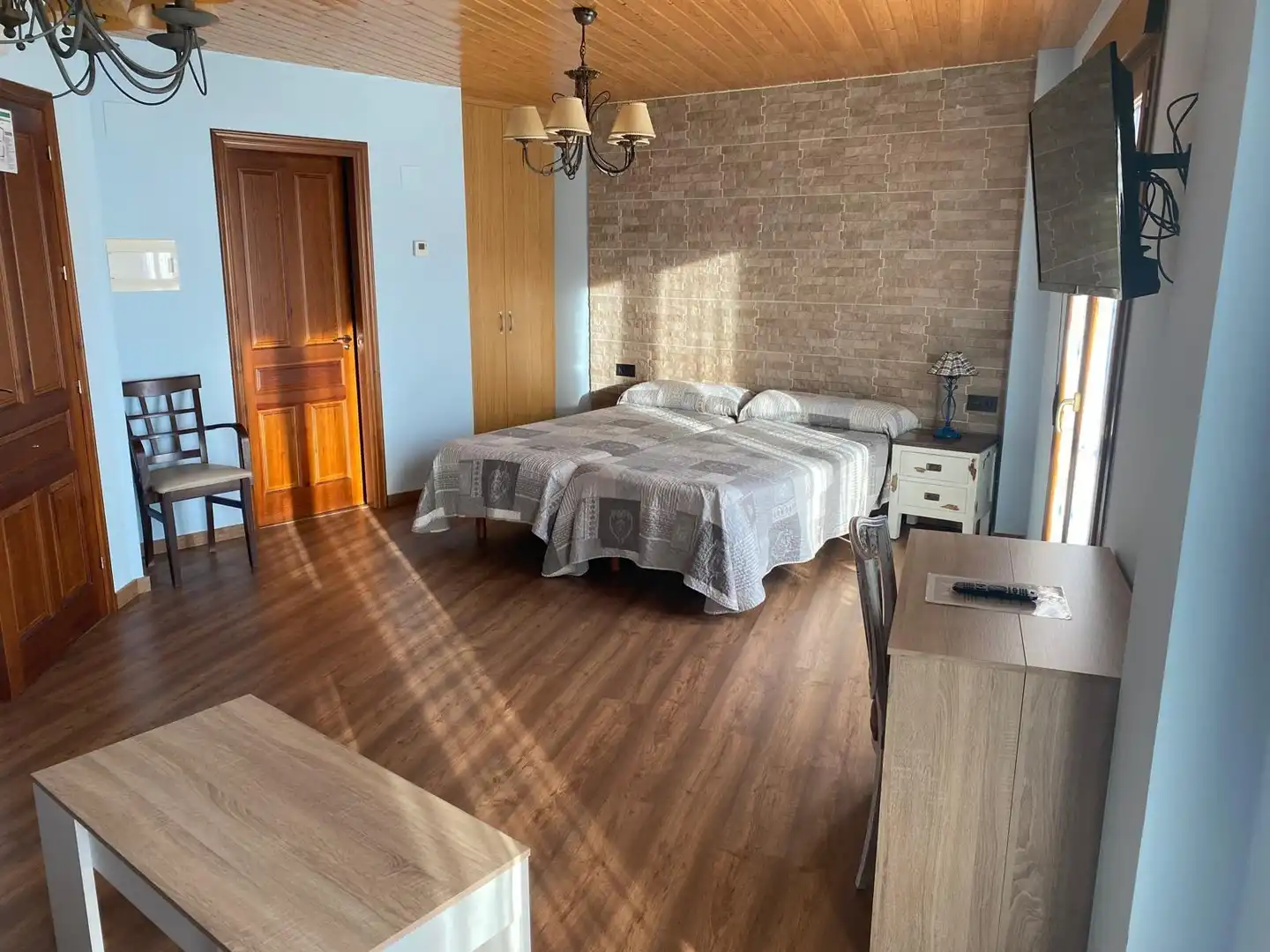 Habitación de Edificio en venta en Anento