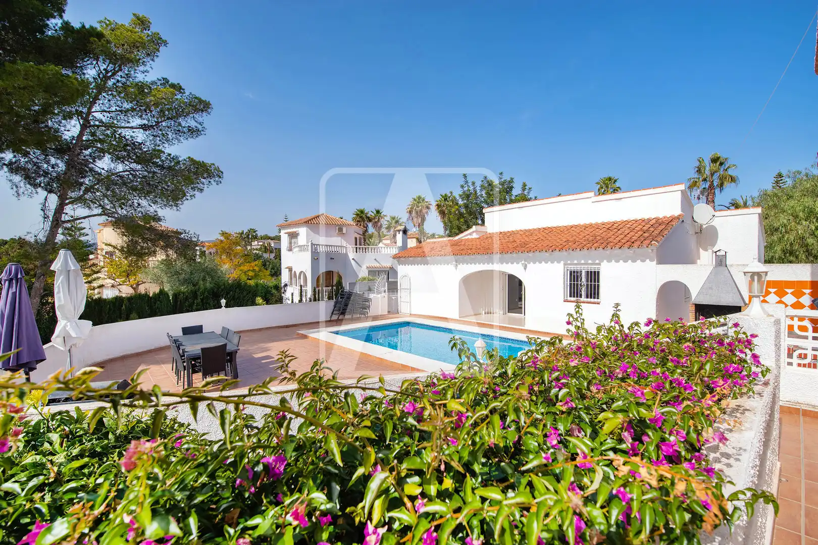 Villa avec piscine à vendre à Carrió - La Merced - Los Pinos, imagen 2
