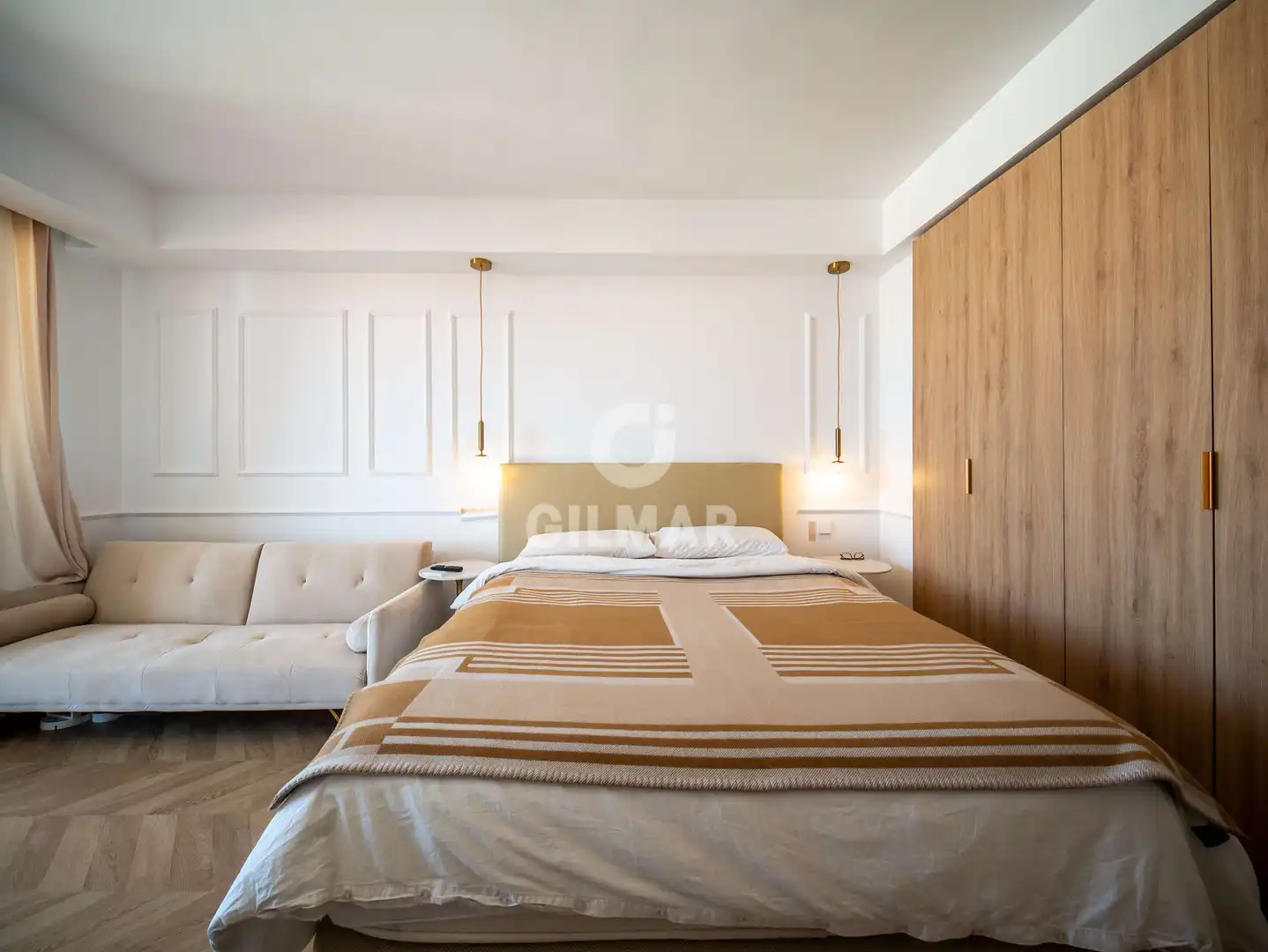 Schlafzimmer von Dachboden zum Verkauf in Madrid mit Heizung, Abstellraum und Balkon