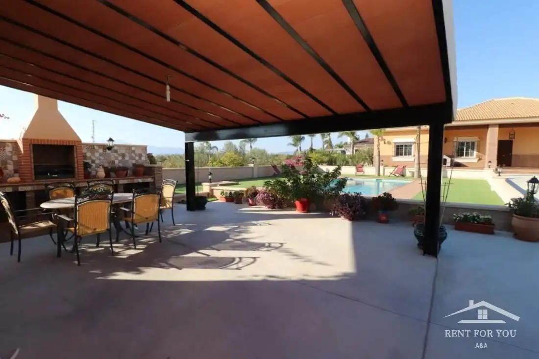 Terrassa de Casa o xalet de lloguer en Alhaurín El Grande amb Aire condicionat, Jardí privat i Terrassa