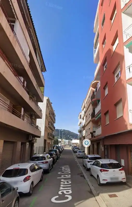 Flat with terrace for sale in Calle GUARDIA