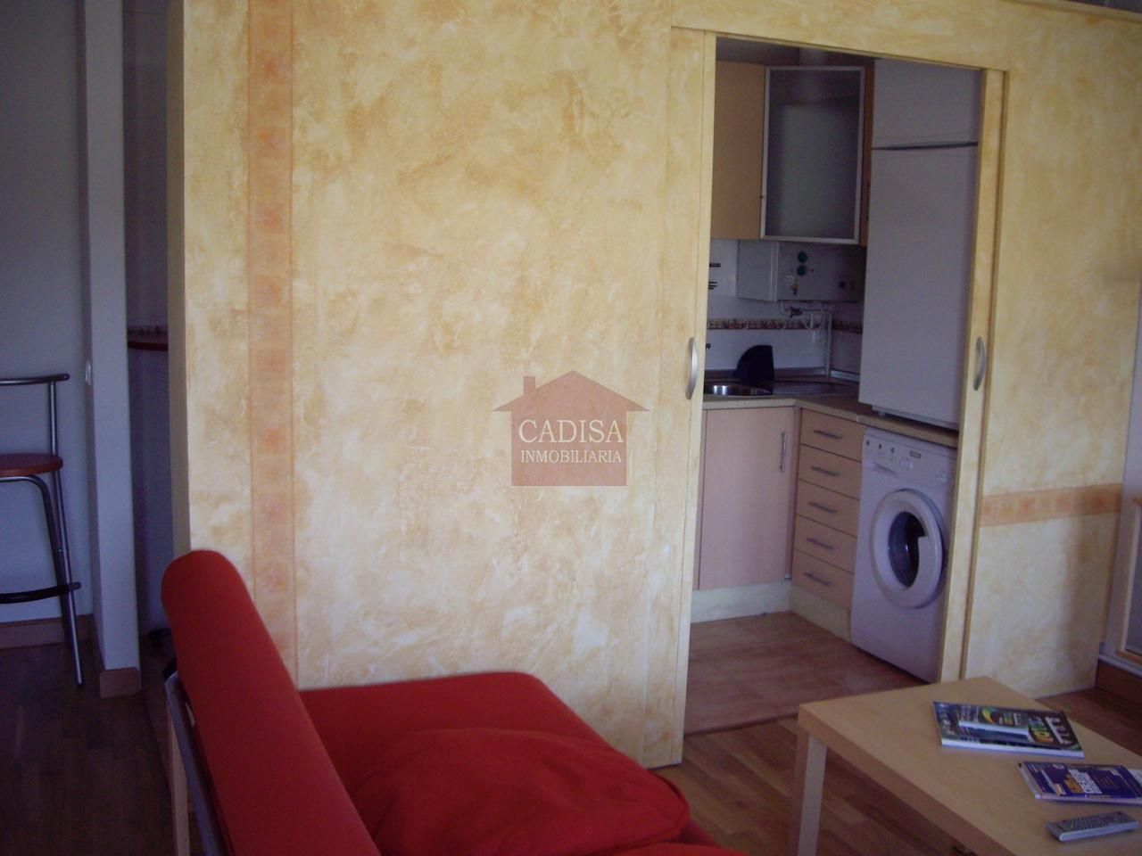 Bedroom of Flat for sale in Salamanca Capital  with Heating, Furnished and Balcony