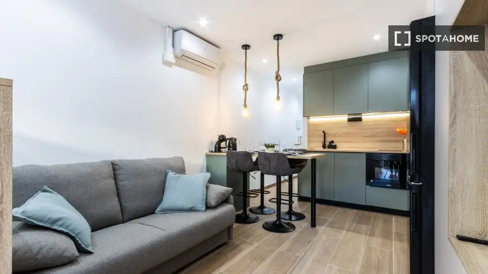 Flat with terrace to rent in Eixample, imagen 12