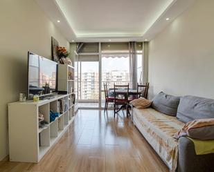 Living room of Flat for sale in  Barcelona Capital  with Balcony