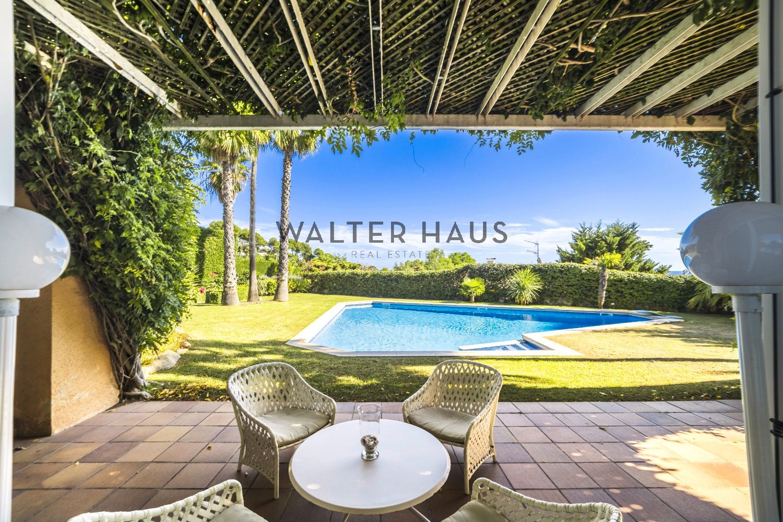 Terrassa de Casa o xalet en venda en Castell d'Aro, Platja d'Aro i s'Agaró amb Aire condicionat, Calefacció i Jardí privat