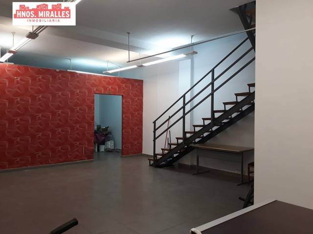 Local comercial en Alquiler en Carrús Este