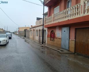 Vista exterior de Casa o xalet en venda en Fuente Vaqueros amb Balcó