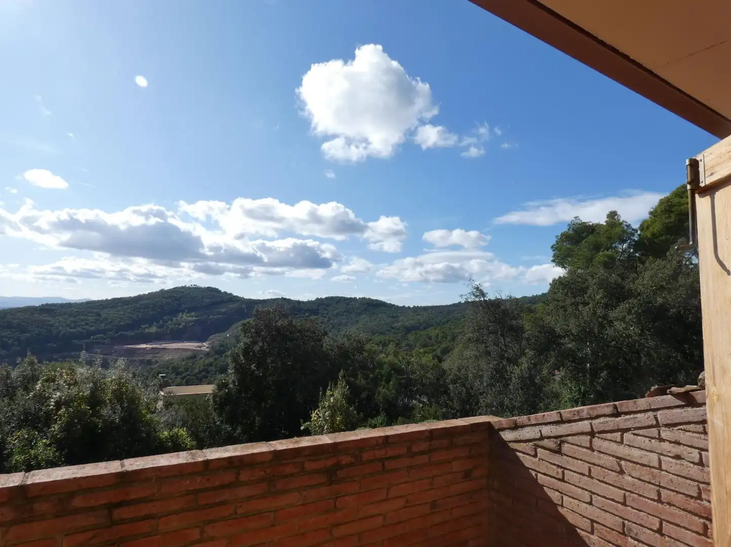 Terrassa de Casa o xalet en venda en Castellar del Vallès amb Balcó