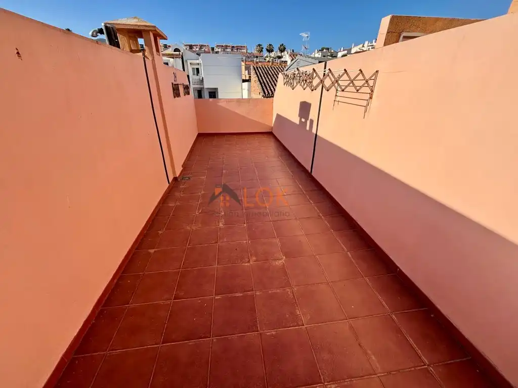 Terraza de Piso en venta en Rincón de la Victoria
