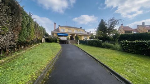 Foto 2 de Casa o chalet en venta en Calle Rocafort, Somió, Gijón