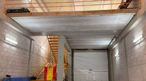 Nave Industrial en alquiler en Nueva Andalucía, 2 dormitorios.