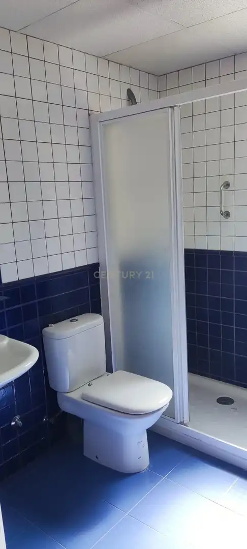 Bathroom of Houses for sale in Baños de Montemayor  with Air Conditioner, Balcony and Alarm