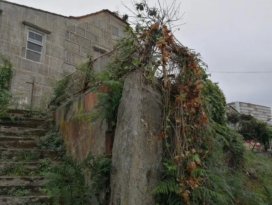 Vista exterior de Casa o chalet en venta en Vigo  con Jardín privado y Balcón