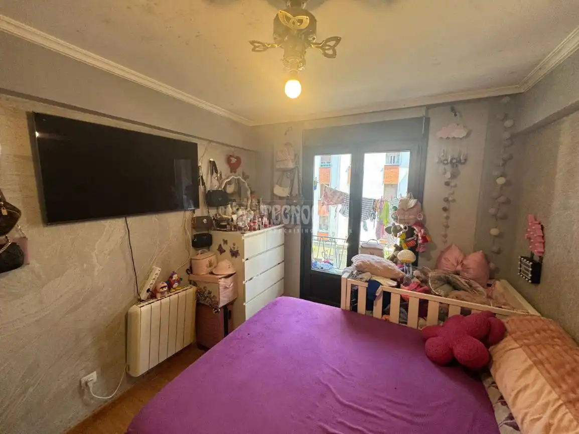 Habitación de Piso en venta en Bilbao  con Balcón