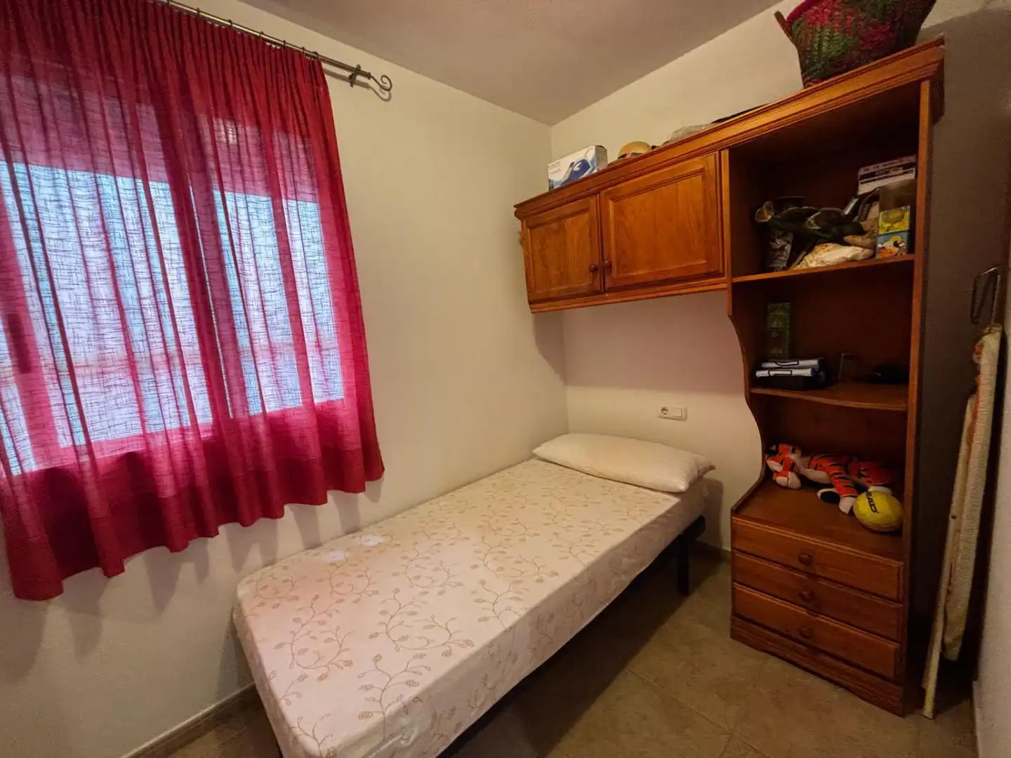 Dormitori de Apartament en venda en La Vall d'Uixó amb Terrassa, Moblat i Balcó