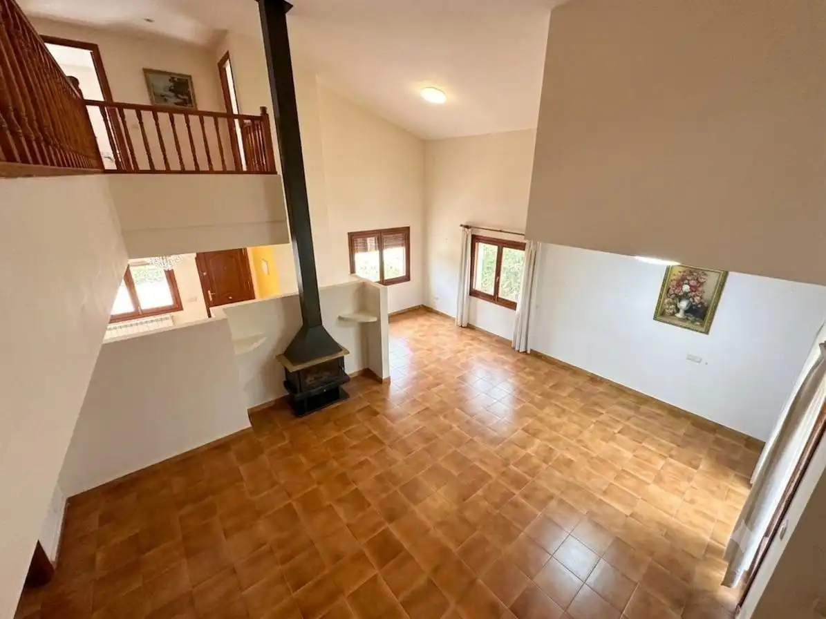 Sala d'estar de Casa o xalet en venda en Santa Brígida amb Jardí privat, Terrassa i Traster