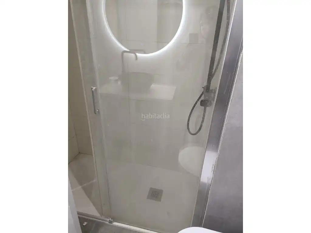 Bany de Pis en venda en Rubí