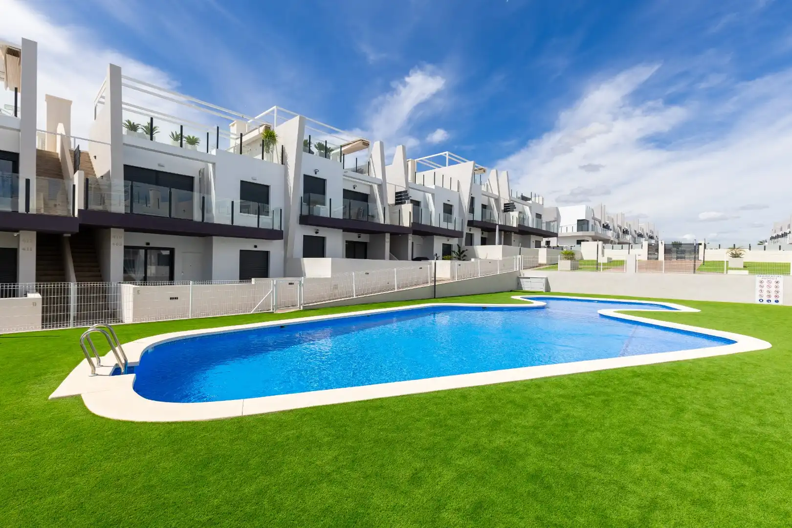 Baixos amb piscina en venda a San Miguel de Salinas, imagen 2