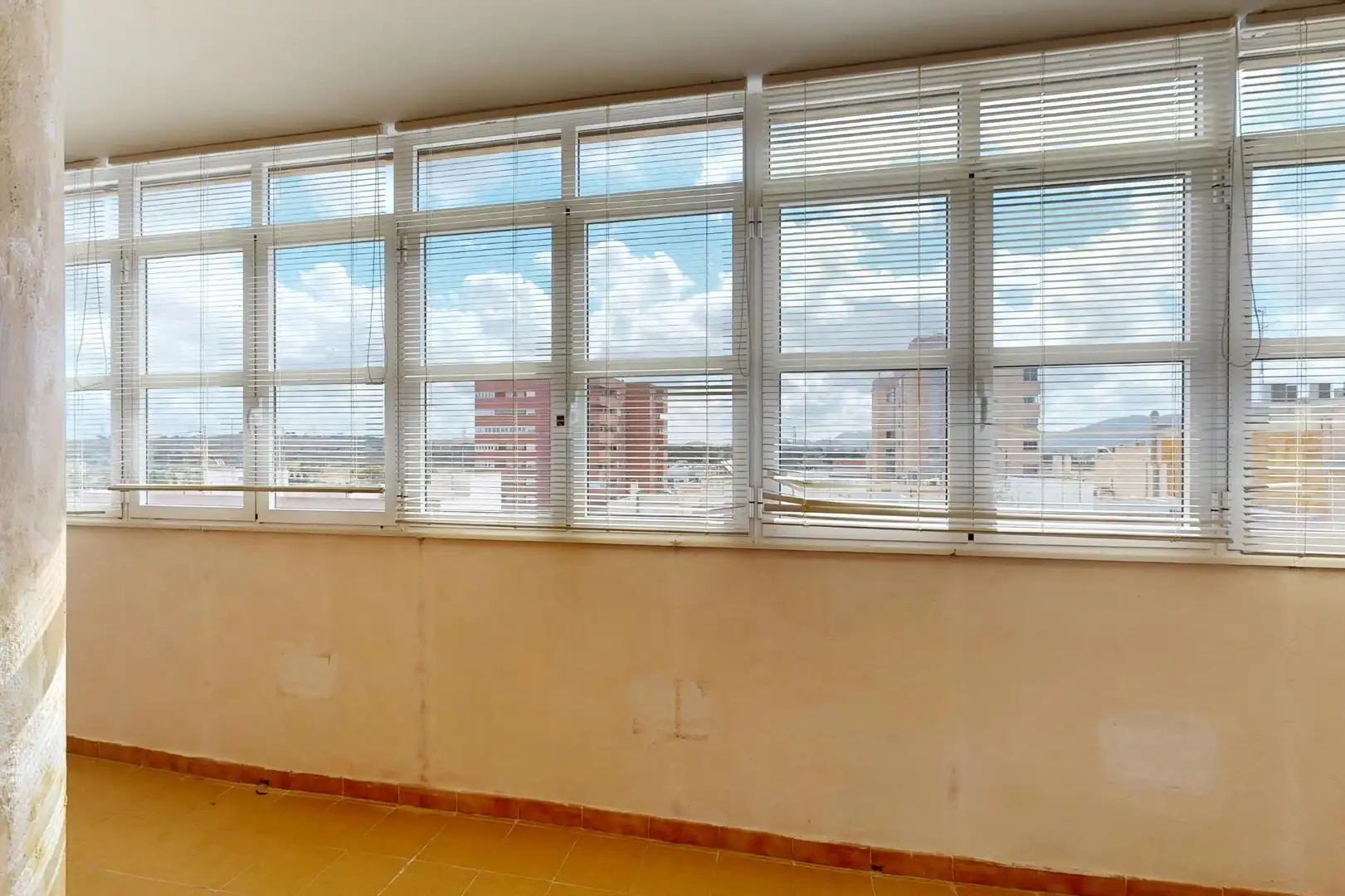 Piso en venta en ANGEL BRUNA, 1, Barrio de Peral - San Félix