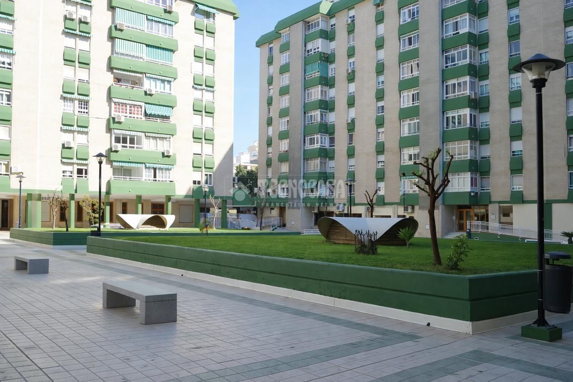Exterior view of Flat for rent in Málaga Capital  with Terrace and Balcony