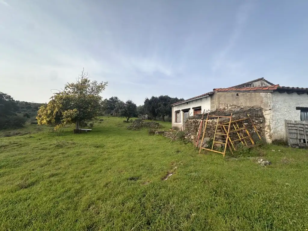 Country house zum Verkauf in Valencia de Alcántara