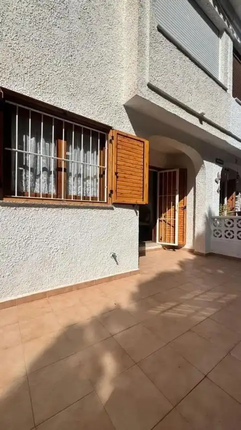 Terrassa de Casa adosada en venda en Orihuela amb Aire condicionat