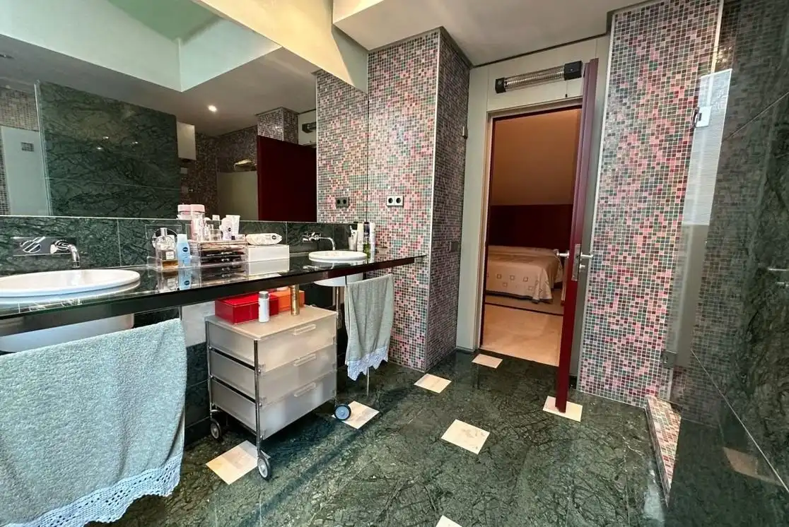 Ático en venta en Gran Vía Gran Vía de las Germanías, Russafa
