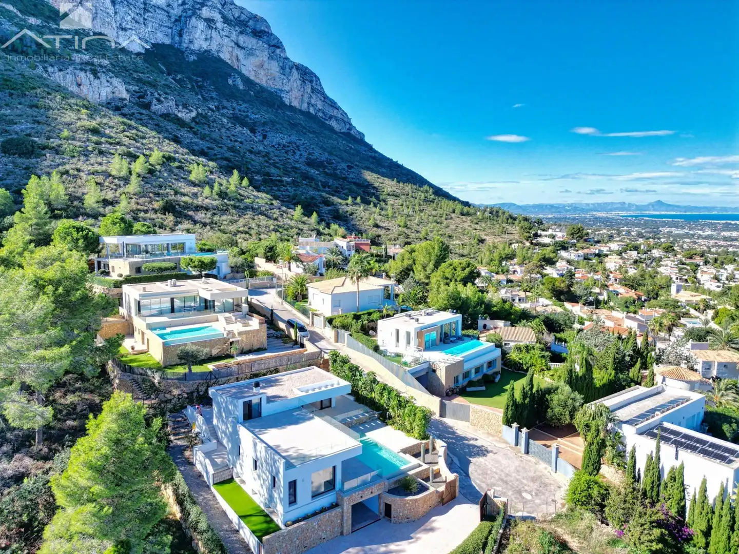Exterior view of Houses for sale in Dénia  with Air Conditioner, Terrace and Storage room