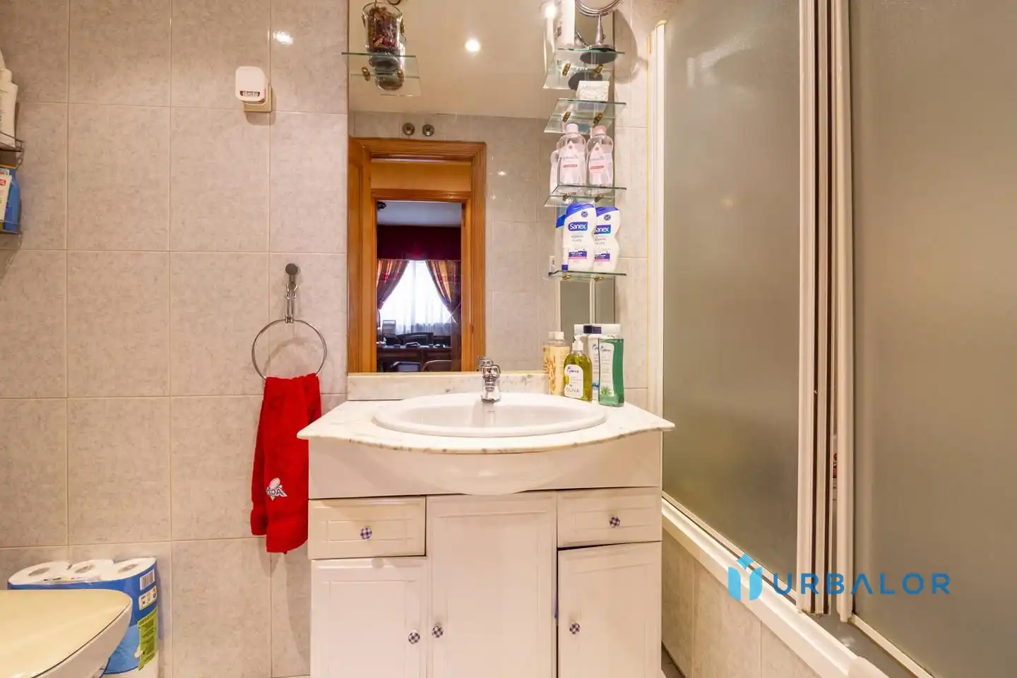 Badezimmer von Wohnung zum Verkauf in Alcorcón mit Klimaanlage, Heizung und Parkett