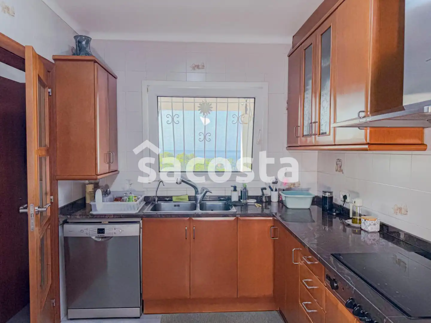 Küche von Haus oder Chalet zum Verkauf in Lloret de Mar mit Klimaanlage, Heizung und Terrasse