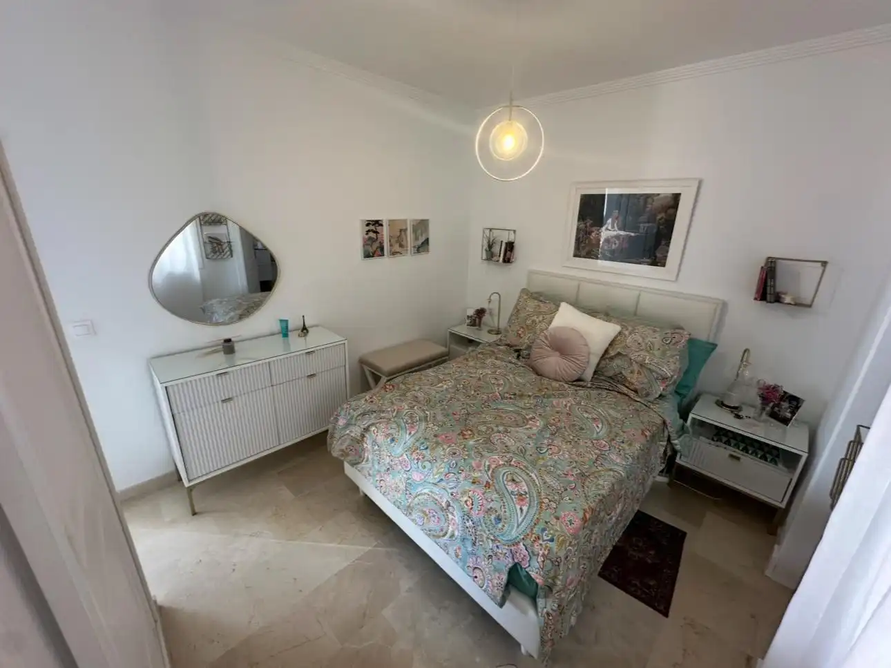 Dormitori de Pis en venda en Mijas amb Aire condicionat, Terrassa i Piscina comunitària