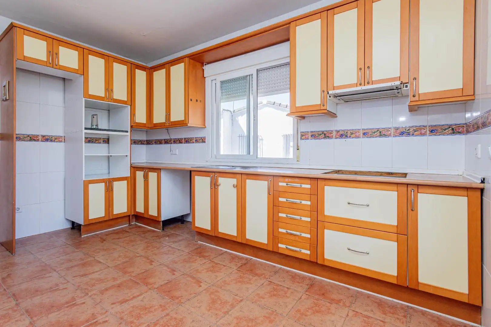 Kitchen of Houses for sale in Guadalix de la Sierra  with Heating, Terrace and Swimming Pool